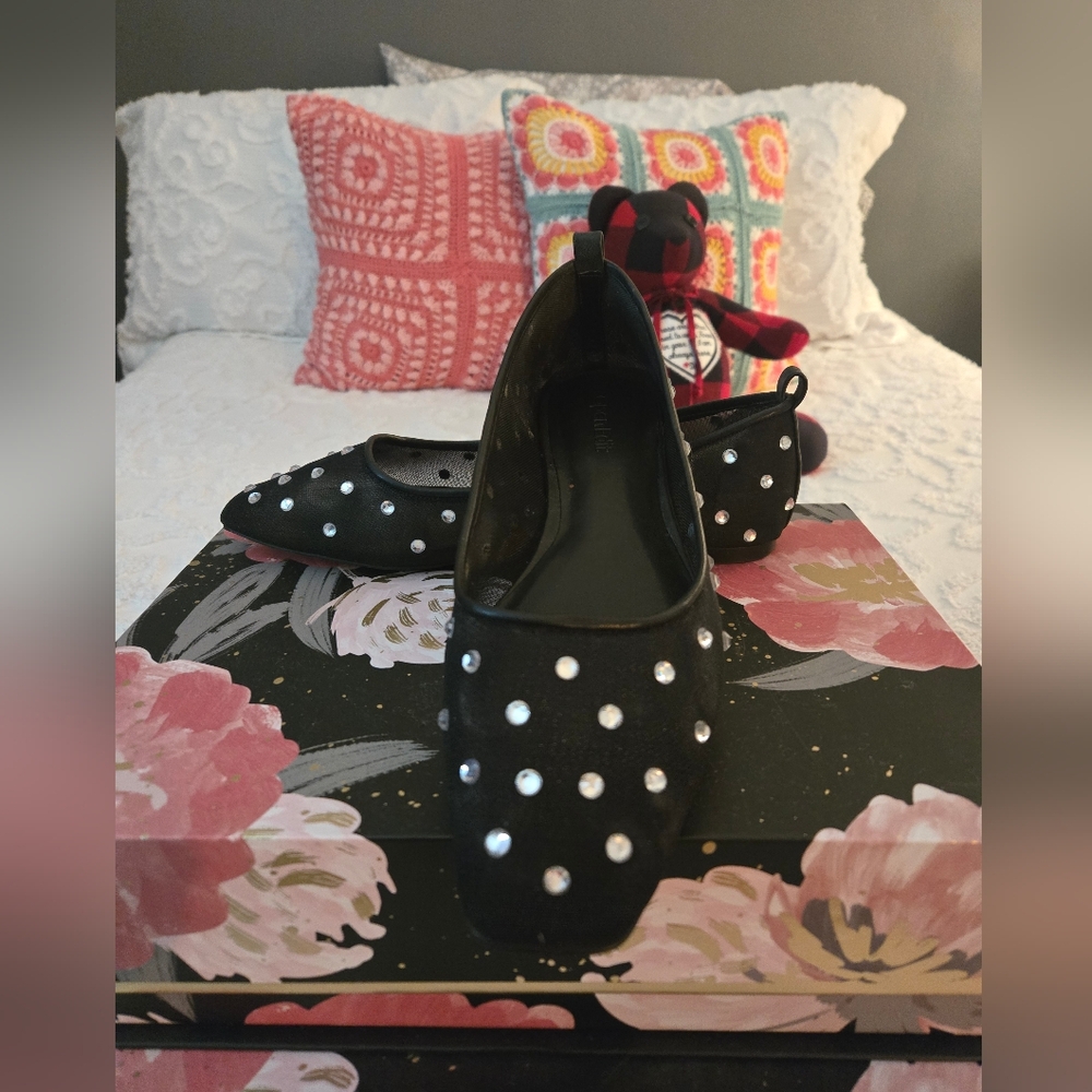 💥LAST CHANCE💥 Womens' Studded Mesh Flats